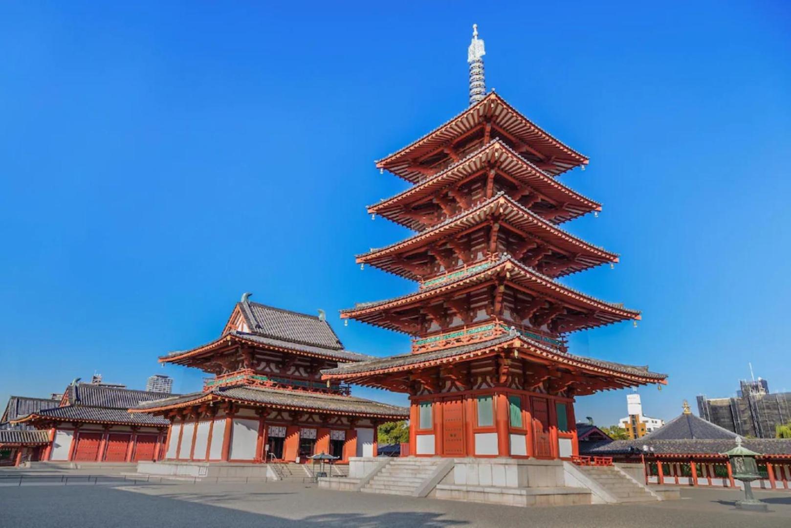 Grandi日本橋 Apartment Osaka Bagian luar foto