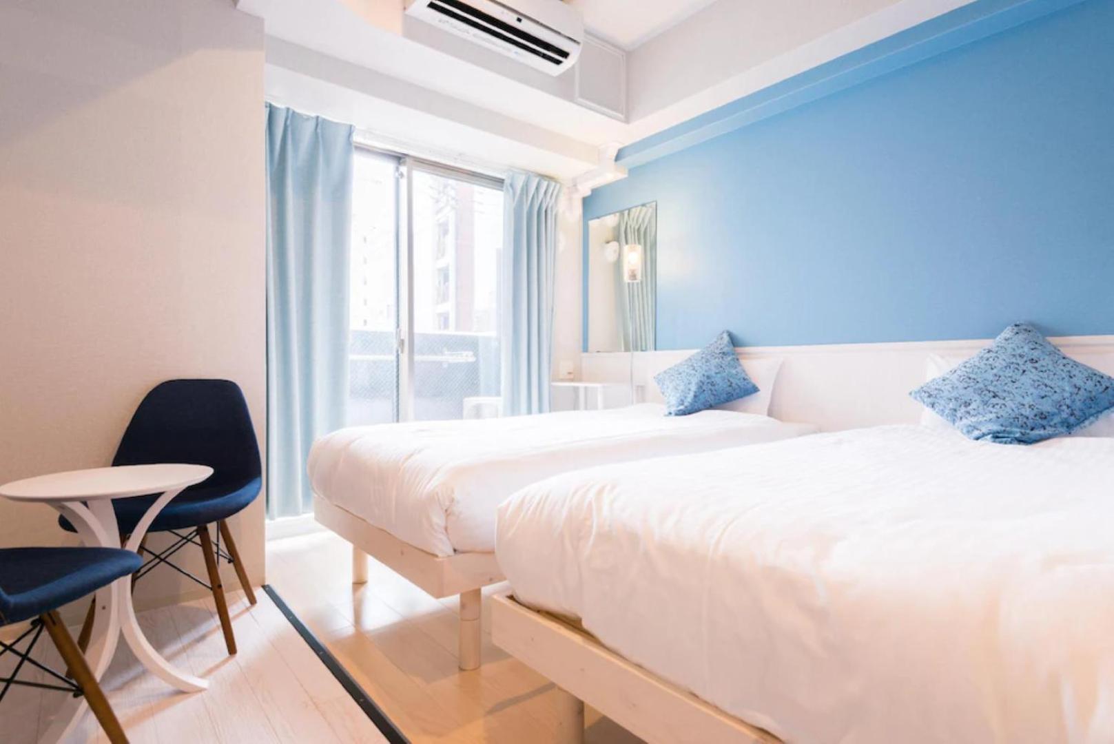 Grandi日本橋 Apartment Osaka Bagian luar foto